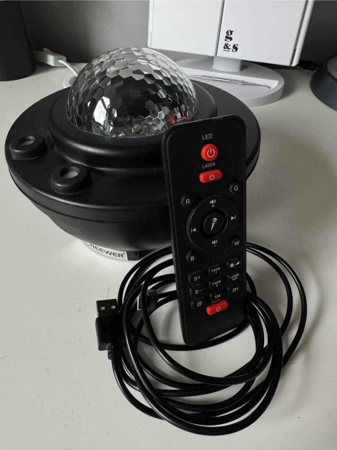 Starry Projector Night Light image indicator(3)