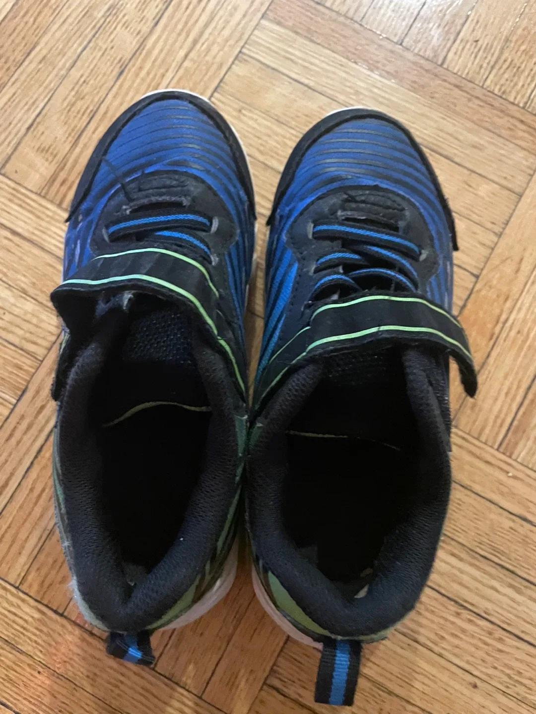 Kids Blue & Black Sneakers image indicator(2)