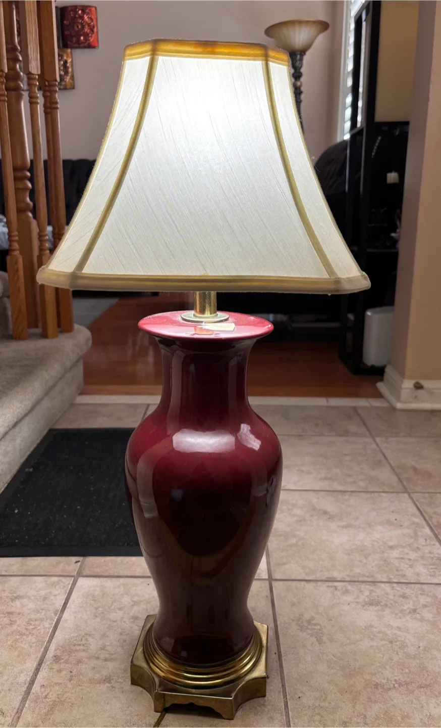 Beautiful Burgundy Ceramic Vase Table Lamp thumbnail