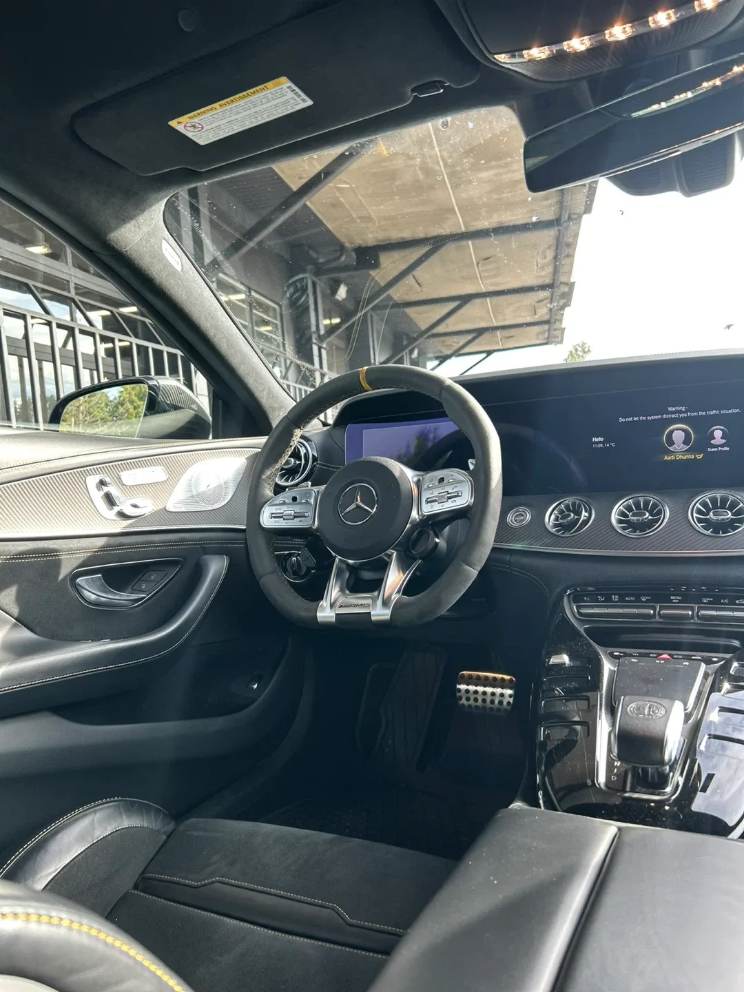 Mercedes-AMG GT 63 S 4-Door Coupe image indicator(10)