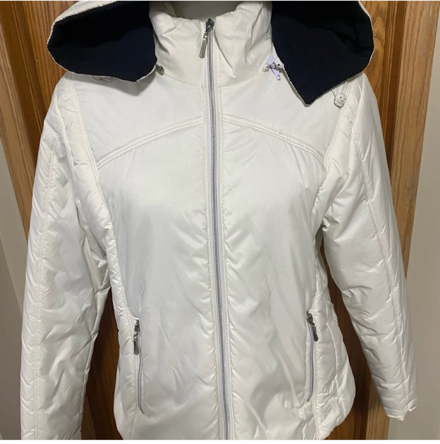 White winter jacket - photo 3