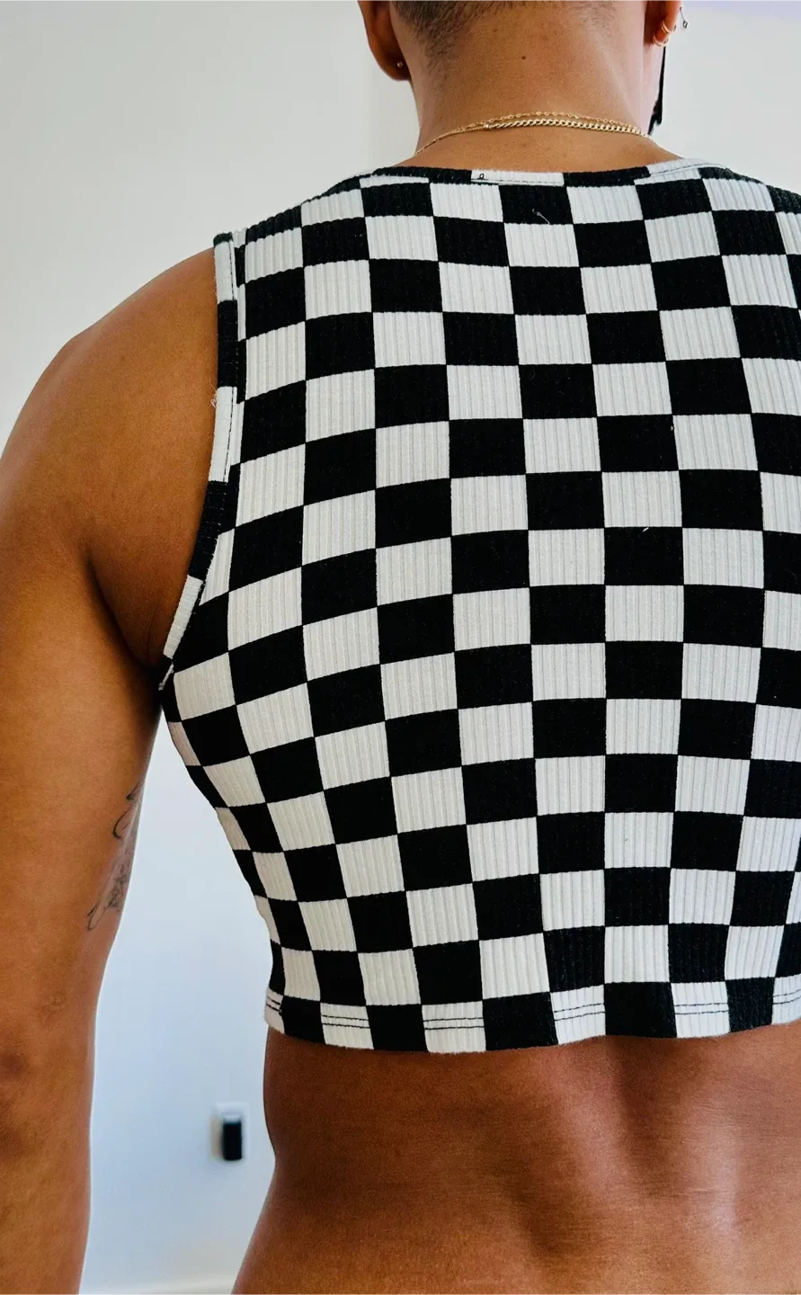 Forever 21 Checkered Tank Top image indicator(2)