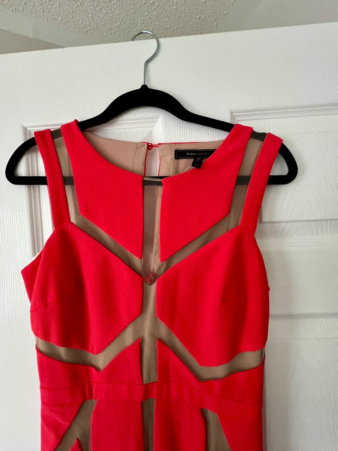 Formal gown dress BCBGMAXAZRIA Red Dress Size 2 image indicator(2)