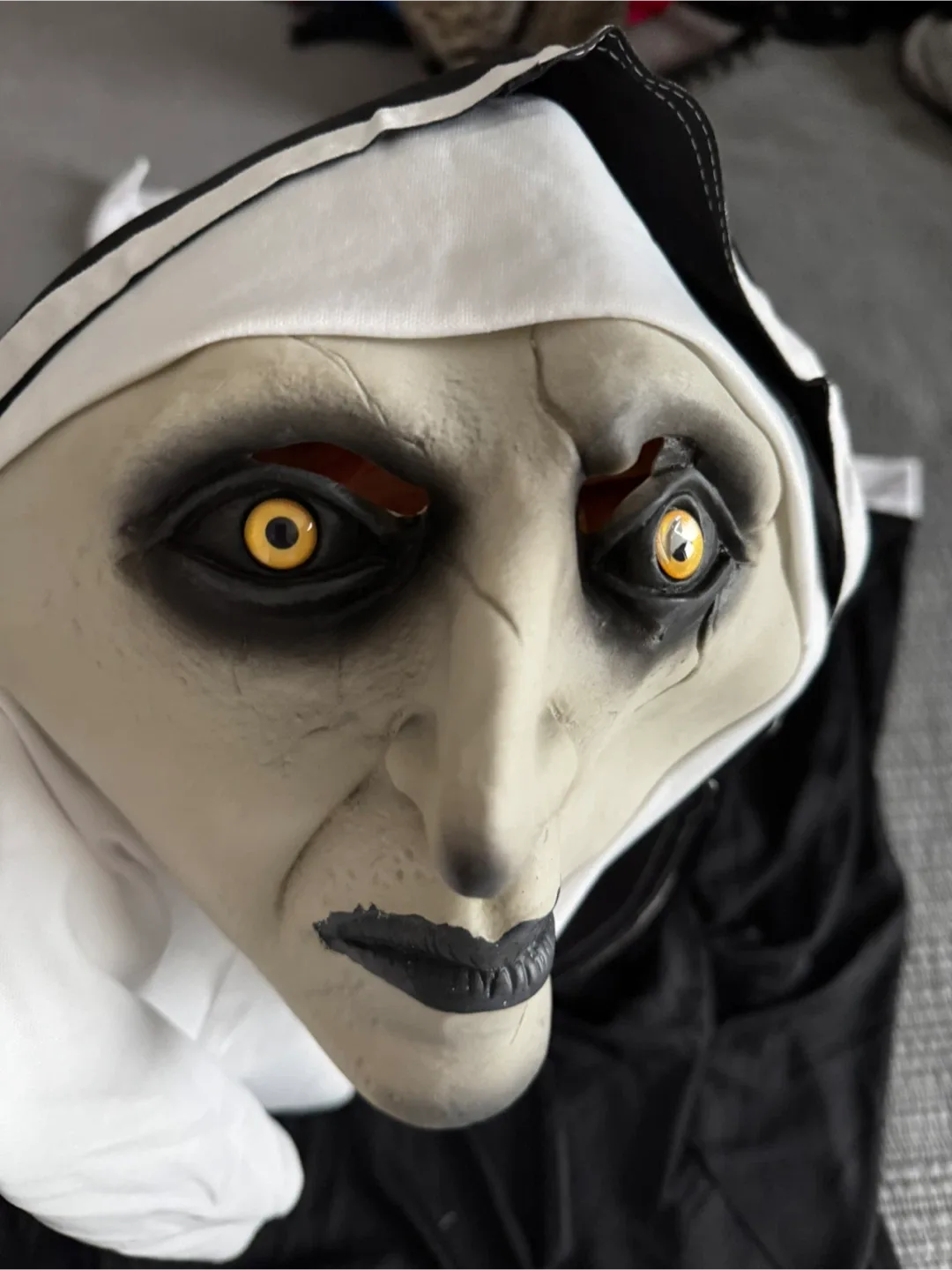 The Nun Costume (Women-S) image indicator(3)
