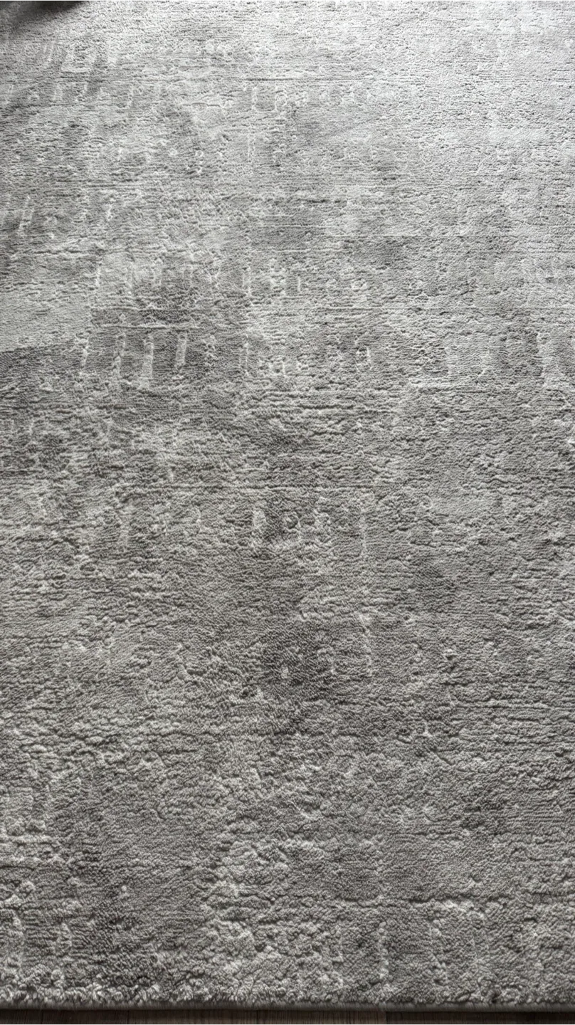 hometrends Grey Crosshatched Area Rug 5'3" x 7' image indicator(4)