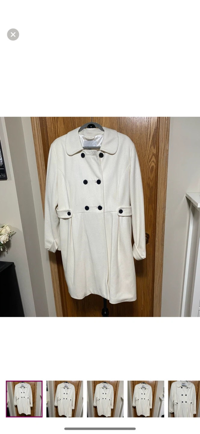 Elegant cream dressy Women's Coat