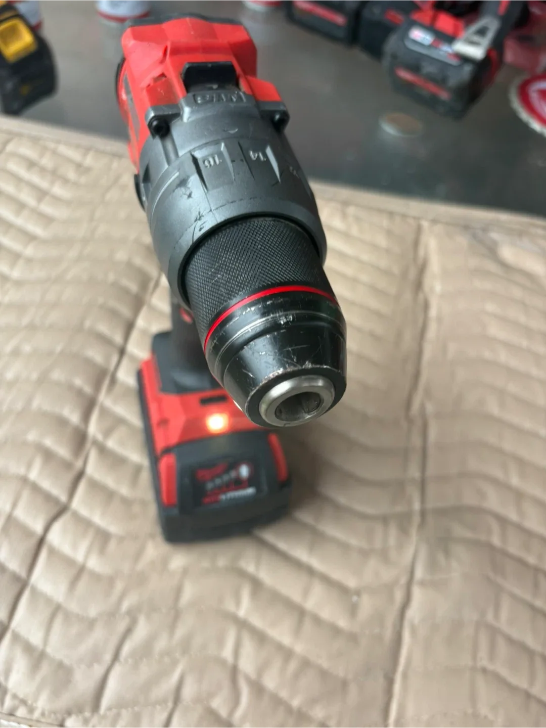 Milwaukee FUEL Drill image indicator(2)