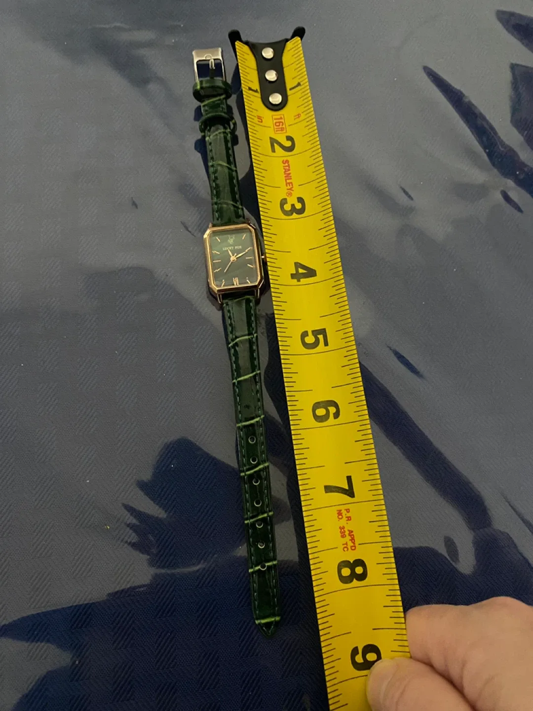 Lucky Fox Green Watch image indicator(4)