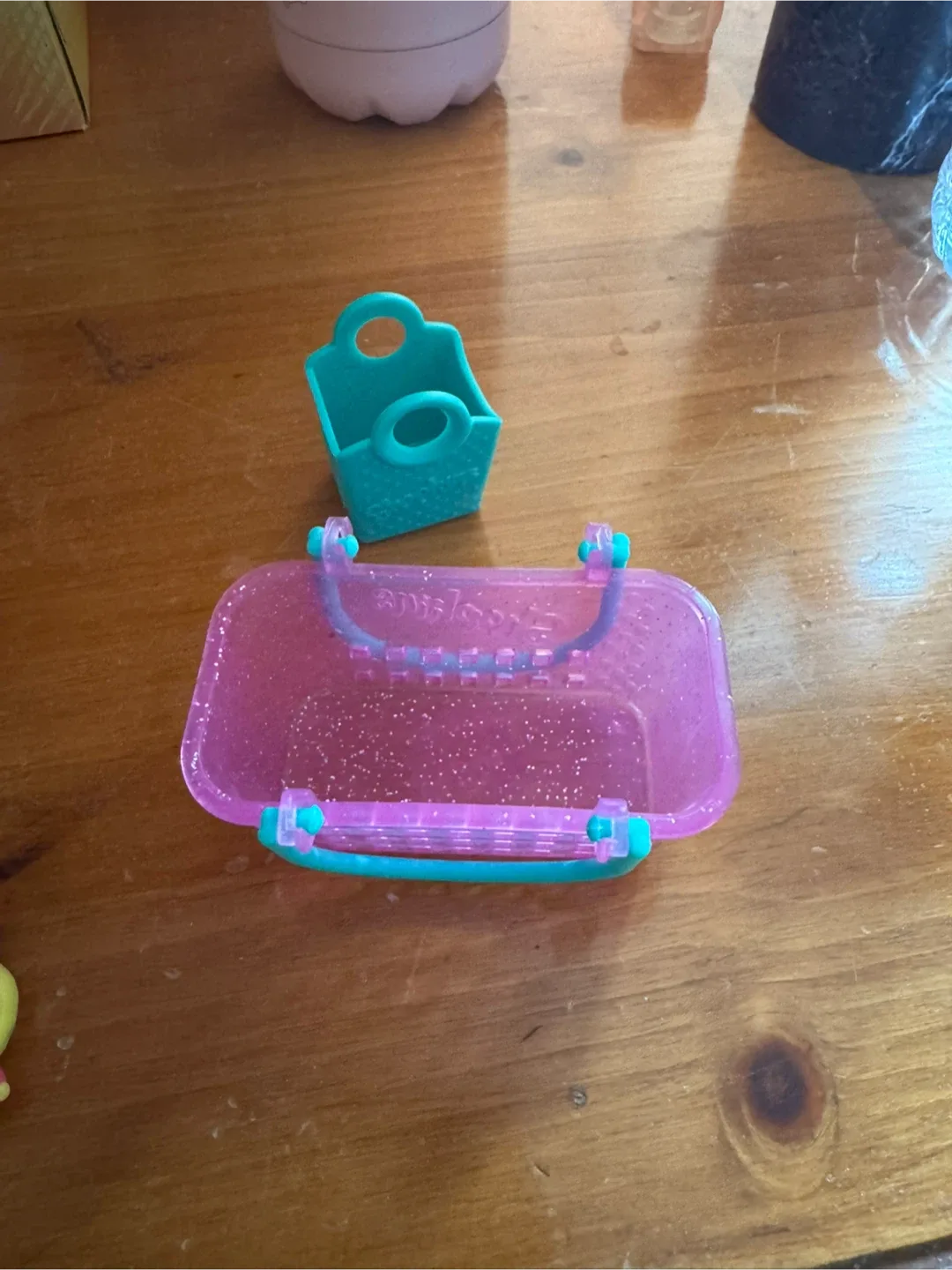 Shopkins Lot - Basket and Figures image indicator(3)