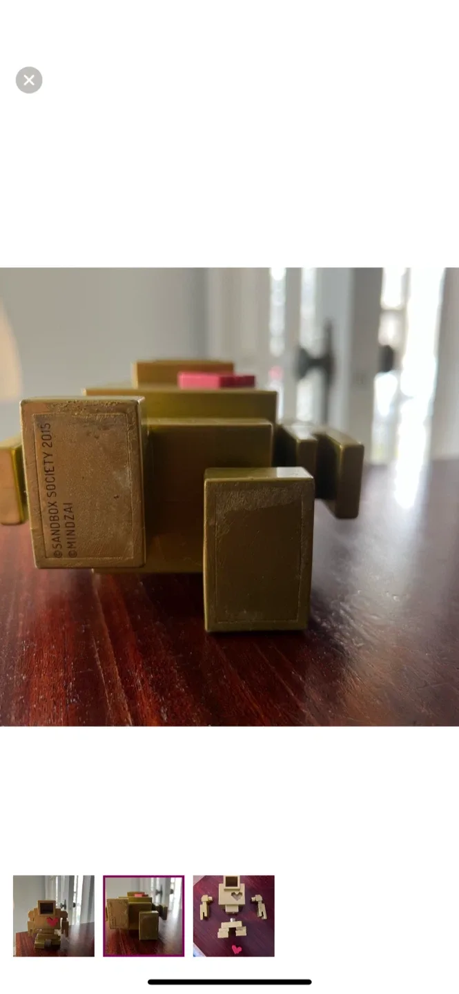 Love bot robot. Iconic Toronto collector item image indicator(2)