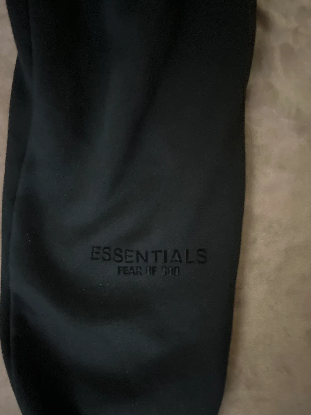 Essentials Fear of God Black Sweatpants image indicator(4)