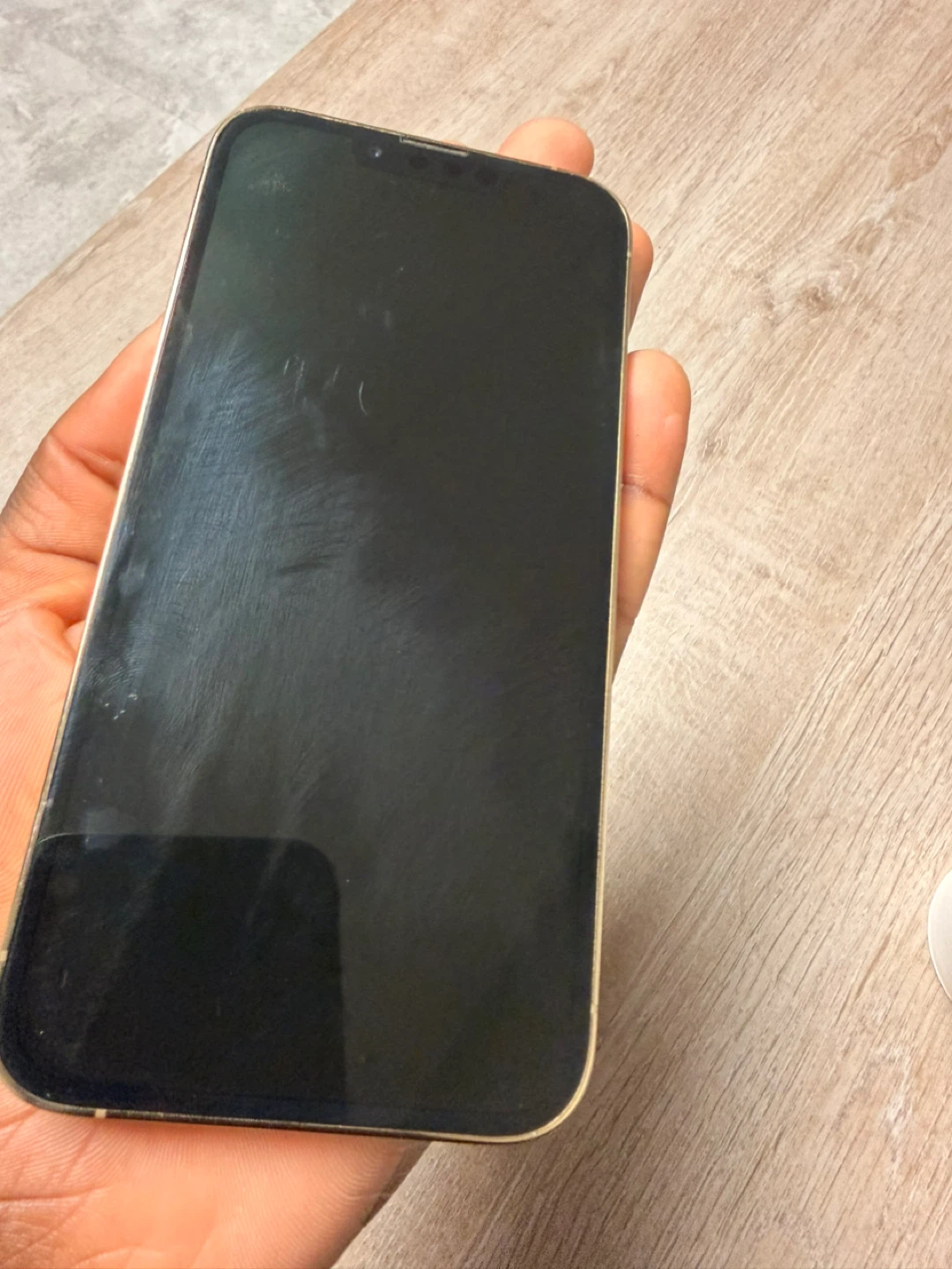 iPhone 13 Pro - Gold - photo 2