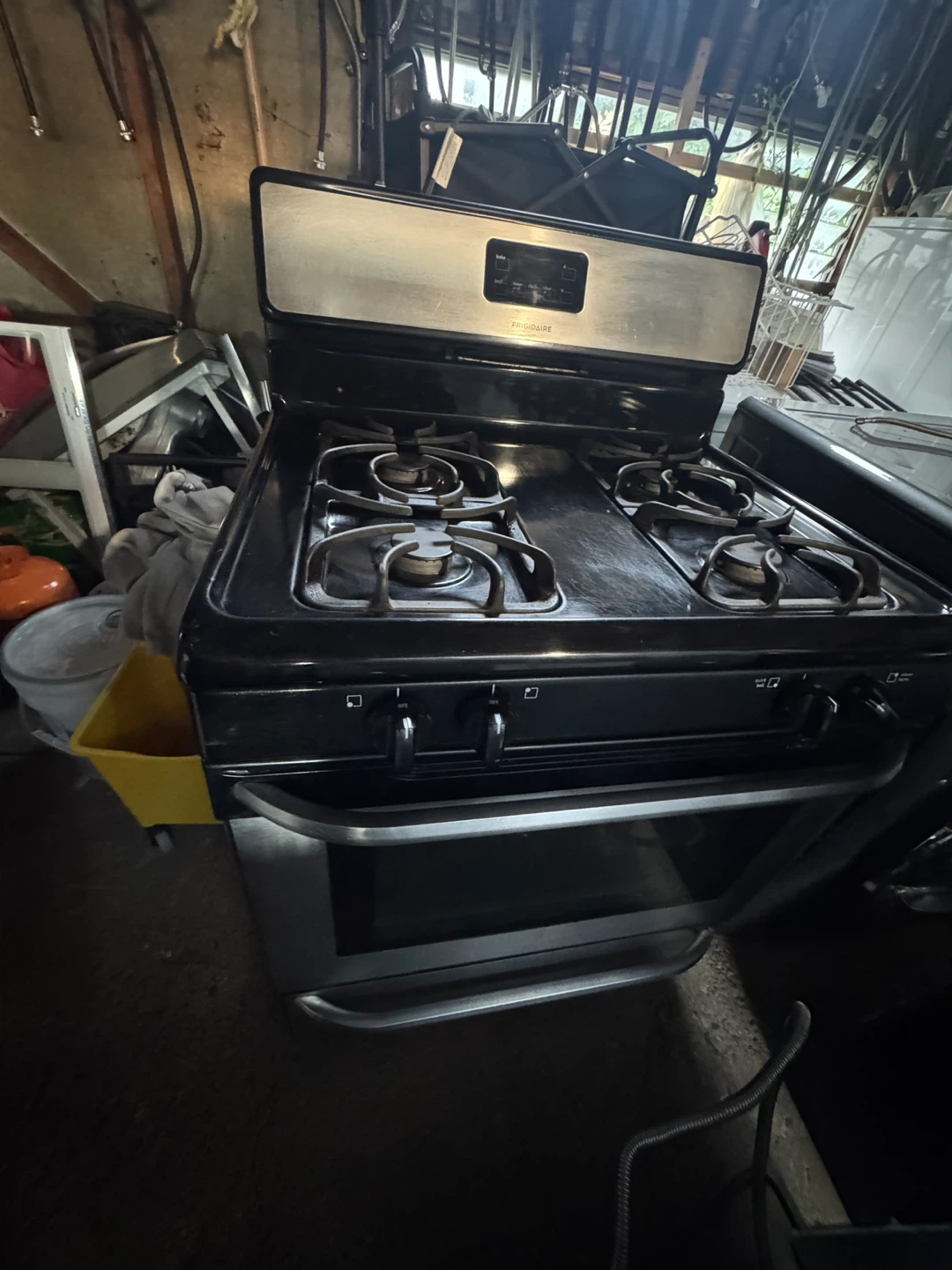 Frigidaire Kitchen - photo 2