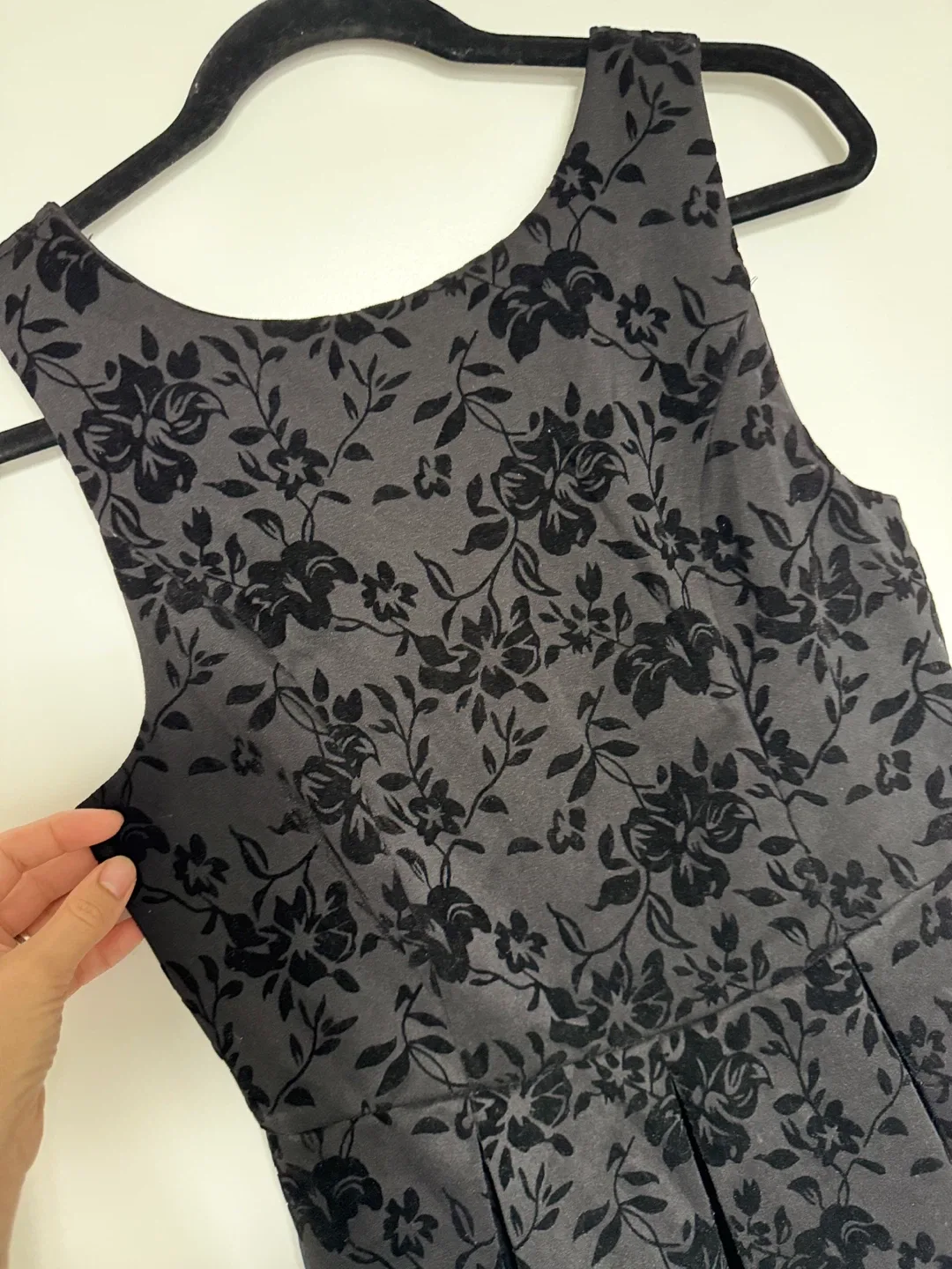 Floral Black Dress image indicator(3)