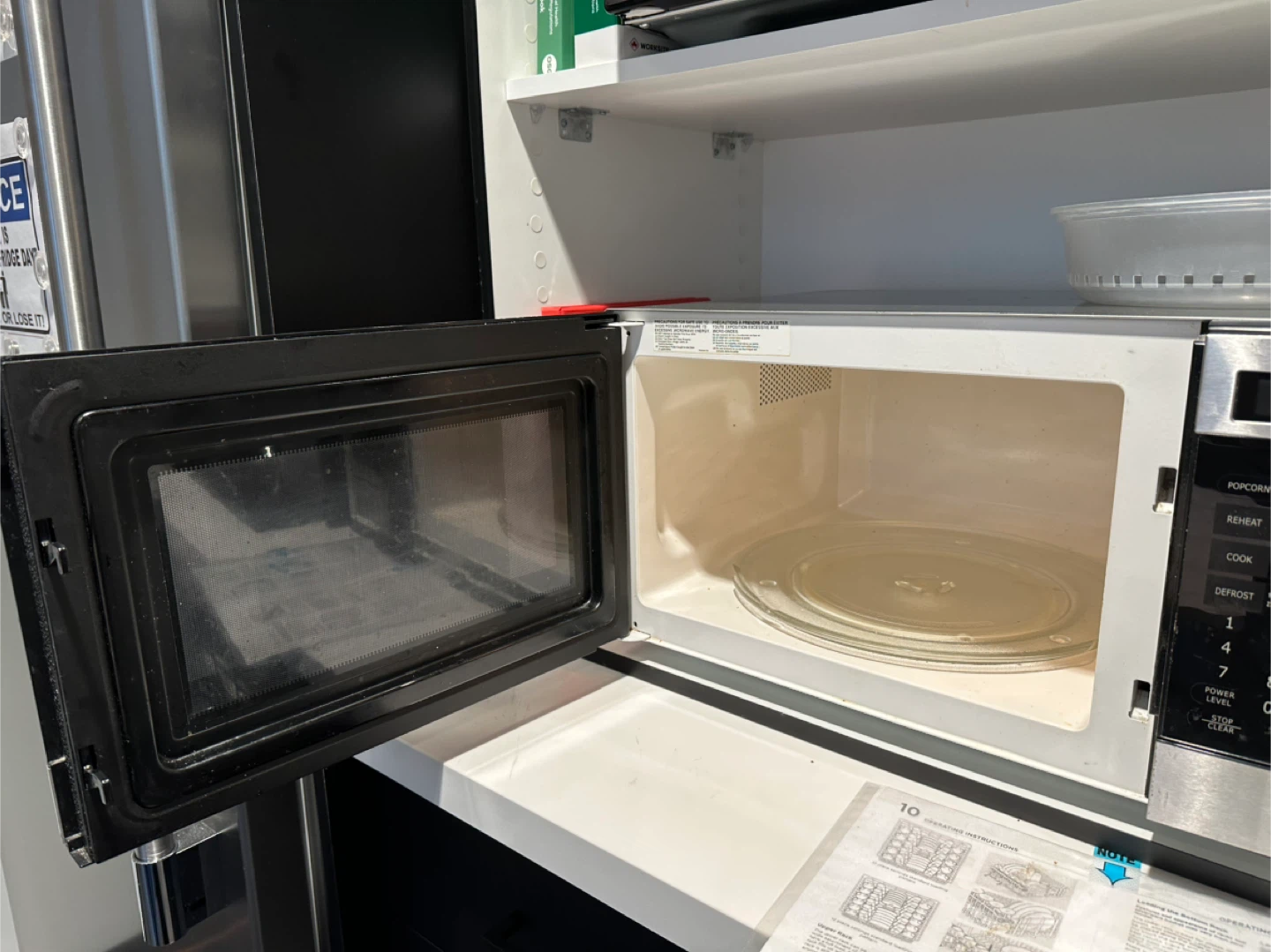 Used Sharp SMC0962KSC Countertop Microwave - photo 2