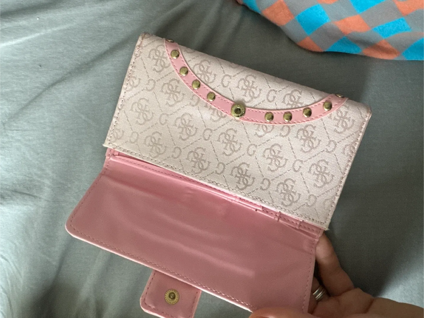 Guess Pink Wallet image indicator(3)