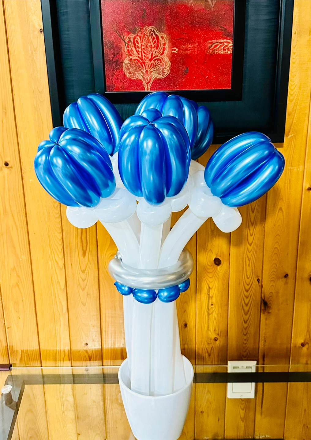 Flower balloon bouquet