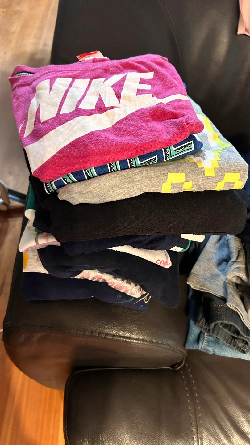 25 pcs 7-9 yrs old Mixed Kids Clothing Lot - Nike, Gap - photo 2