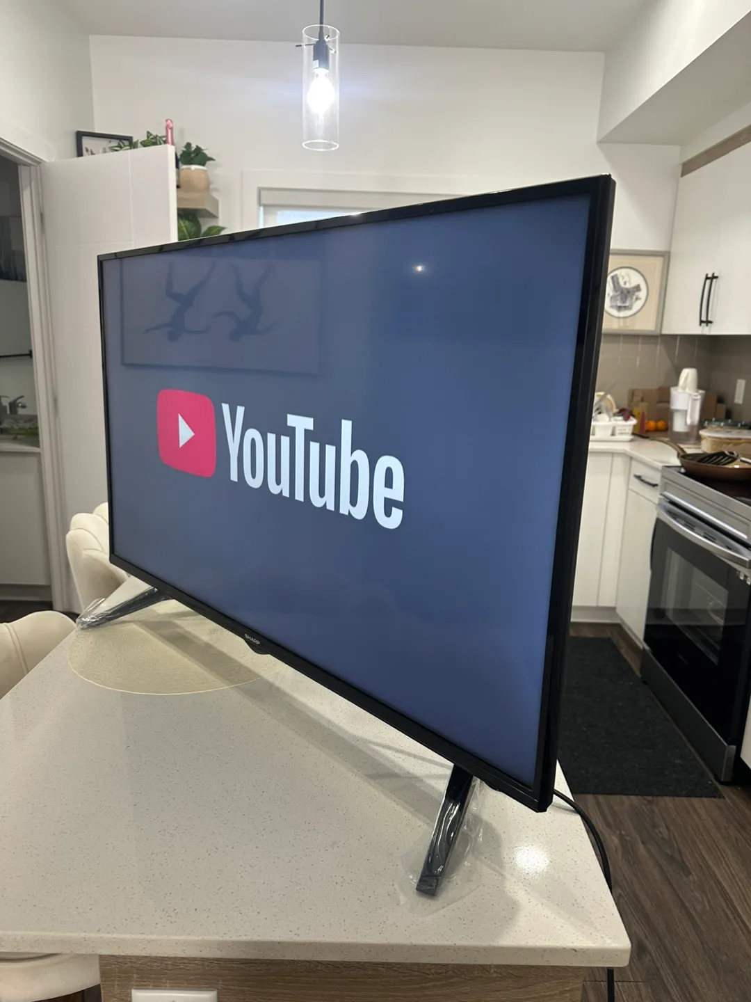 40-Inch Sharp Smart TV, Like New Condition image indicator(3)