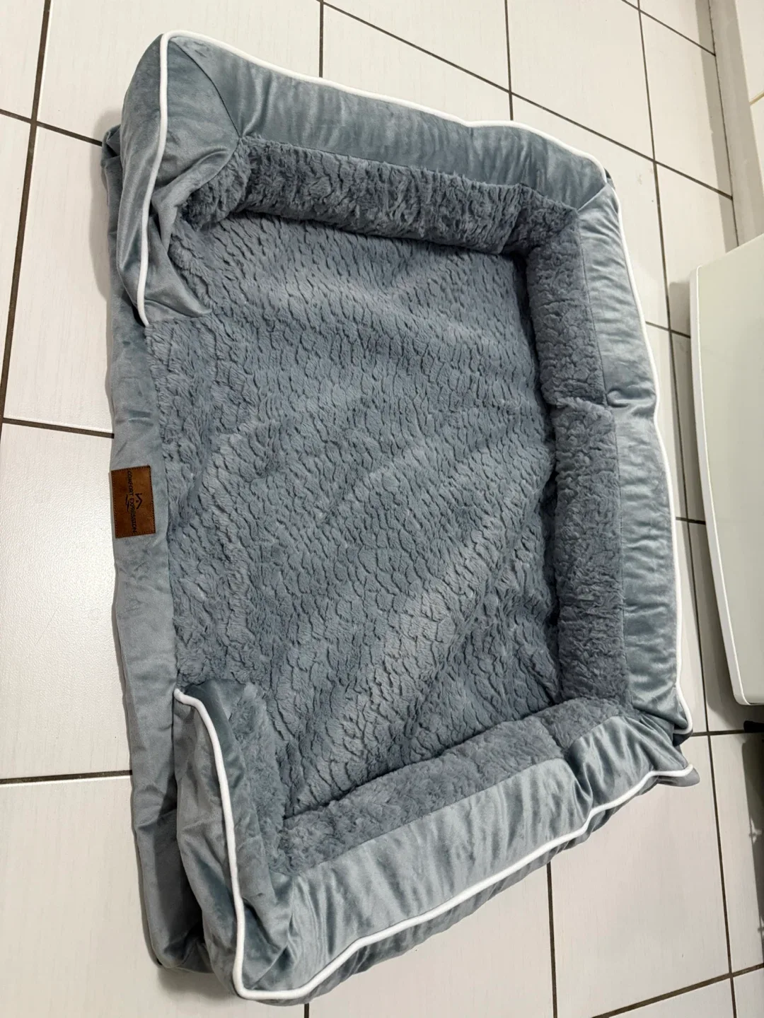 Comfort Expression Pet Bed – Large (Cover + Bolsters Only) image indicator(6)