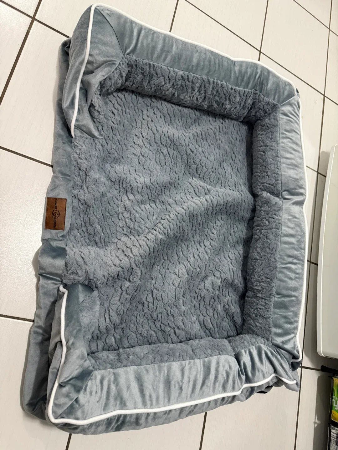 Comfort Expression Pet Bed – Large (Cover + Bolsters Only) image indicator(5)