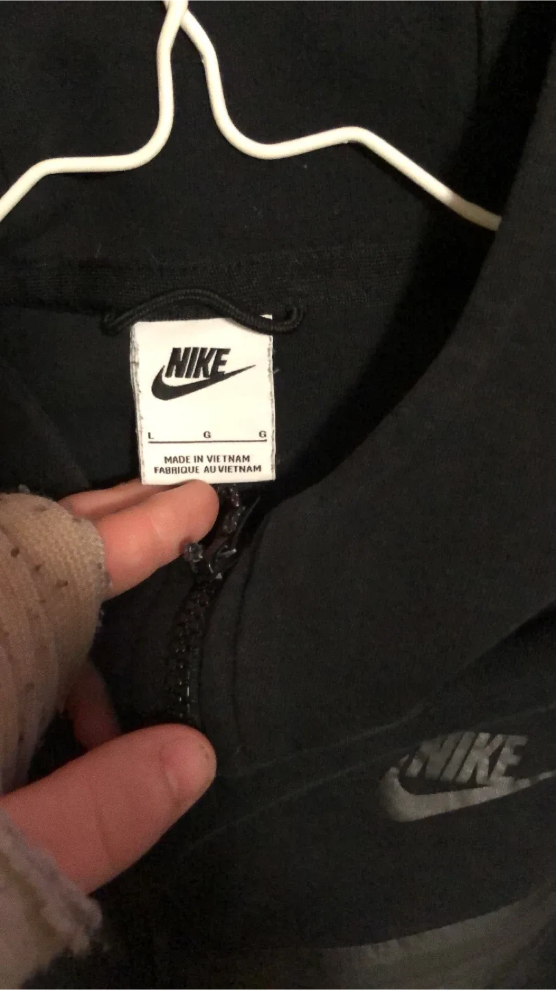 Nike Black Tech Fleece Hoodie image indicator(3)