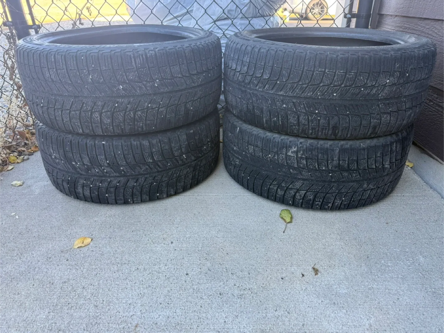 Michelin X-Ice image indicator(3)