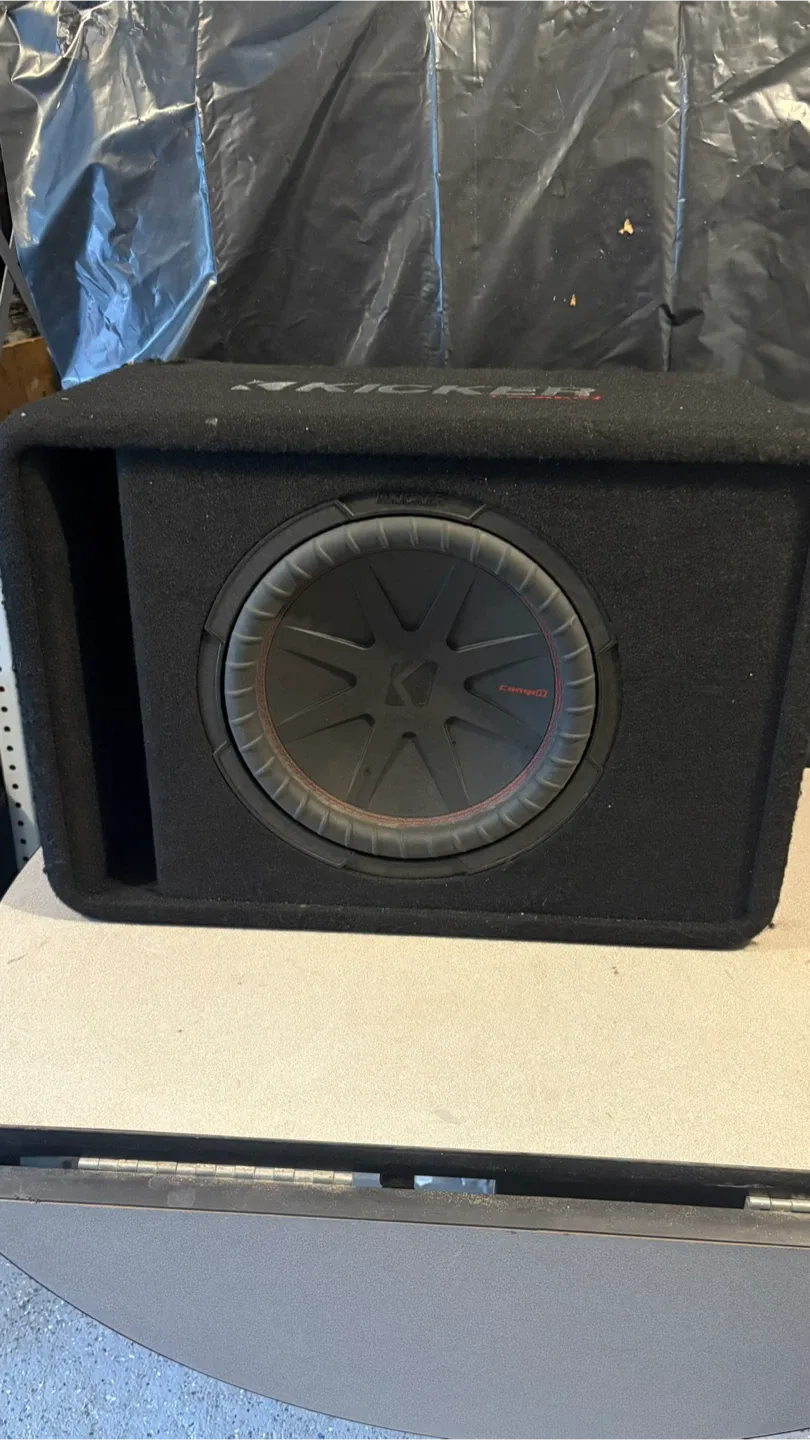 Kicker CompR Subwoofer
