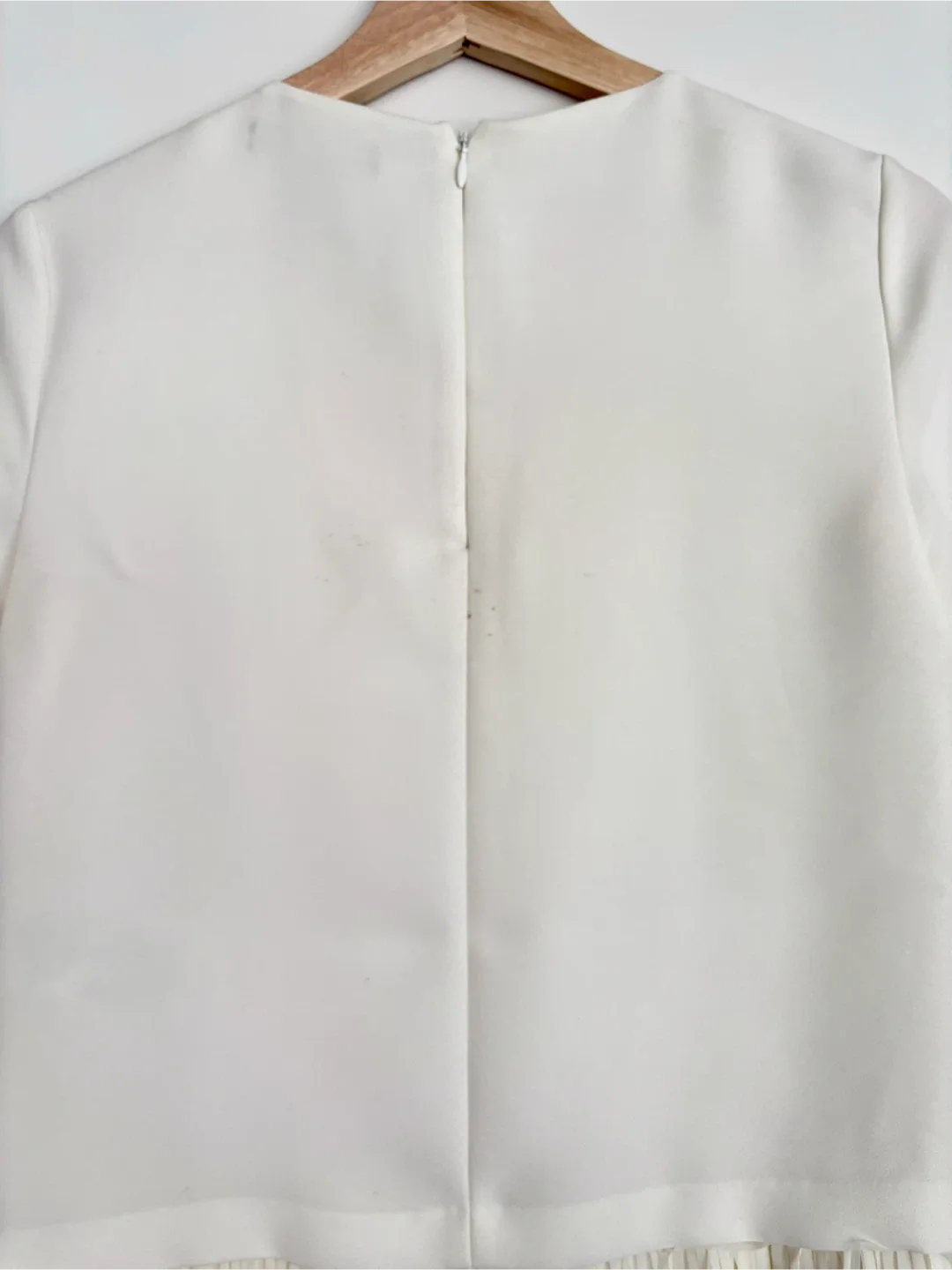 Banana Republic White Fringe Top image indicator(5)