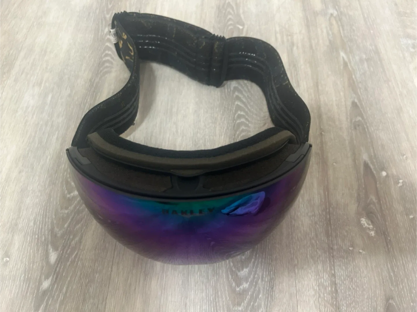 Oakley Snow Goggles image indicator(2)