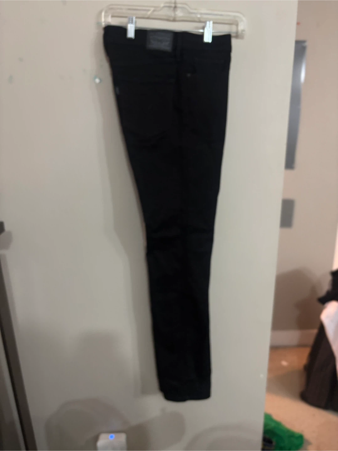 Levi's 314 Shaping Straight Jeans - Size 29