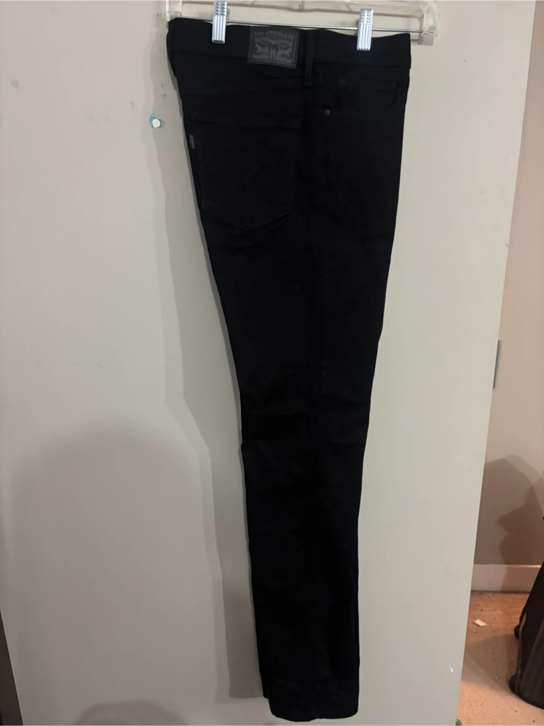 Levi's 314 Shaping Straight Jeans - Size 29 - photo 4