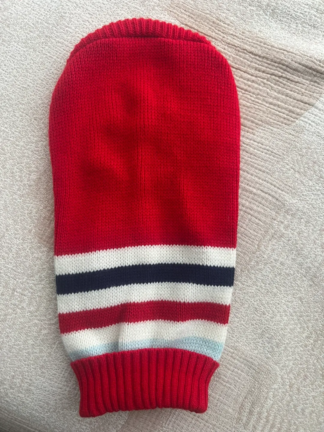 Dog and Cat Sweater, Size L image indicator(2)