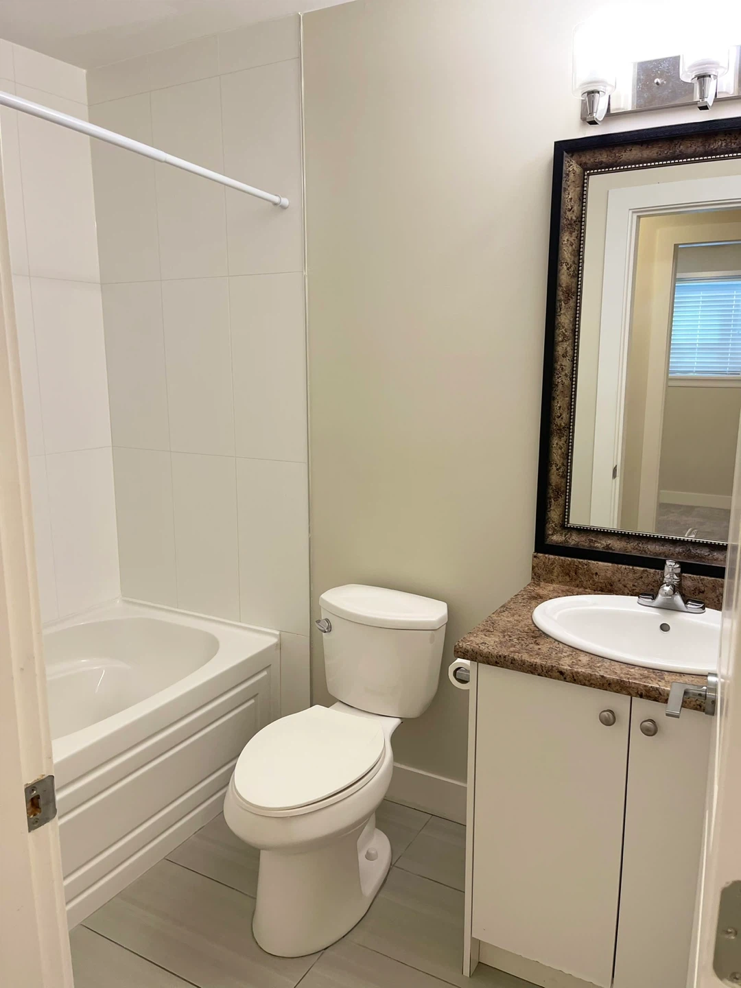 2 bedrooms suite for rent - photo 3