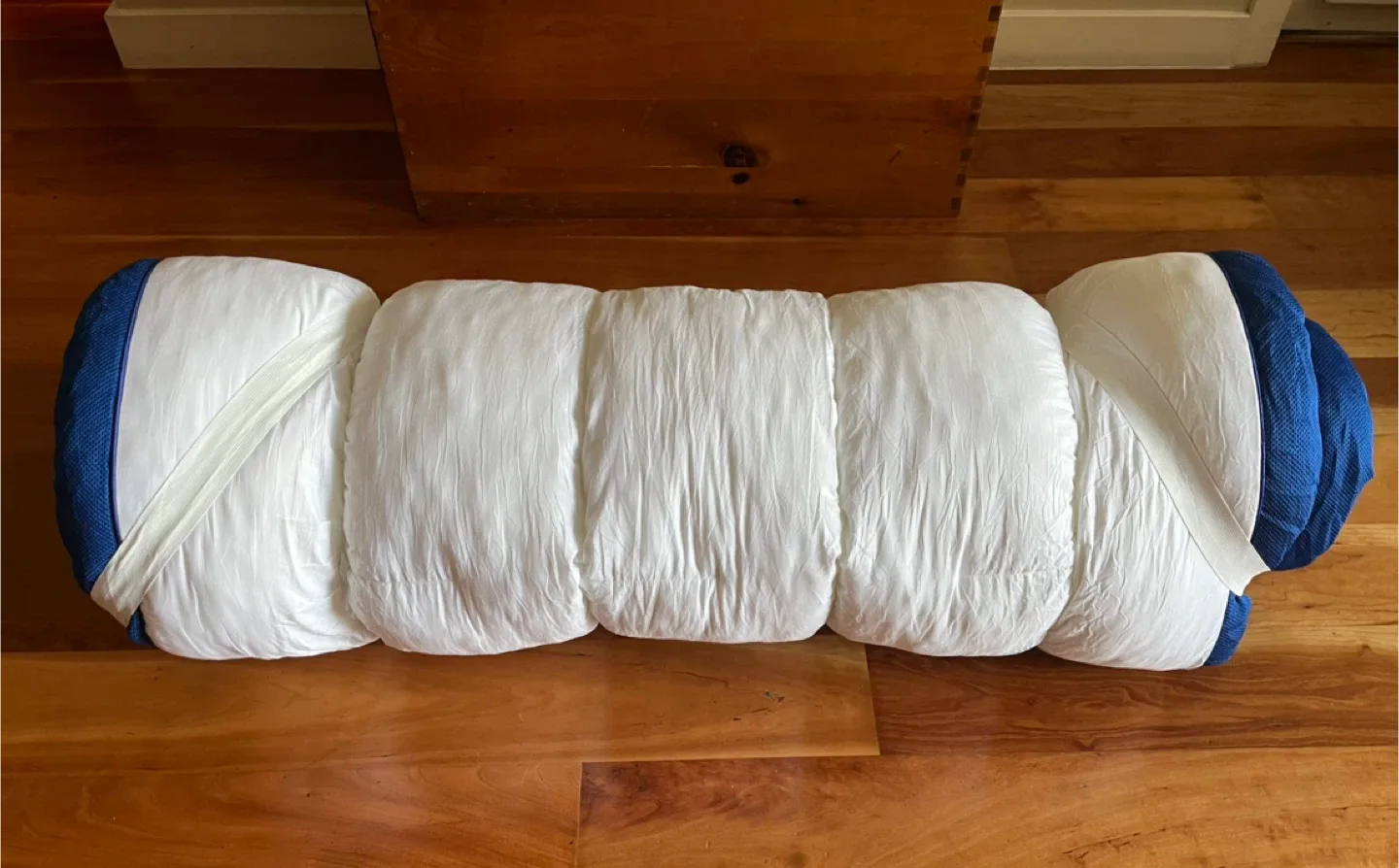 WhatsBedding 5 Inch Memory Foam Mattress Topper - Twin image indicator(6)