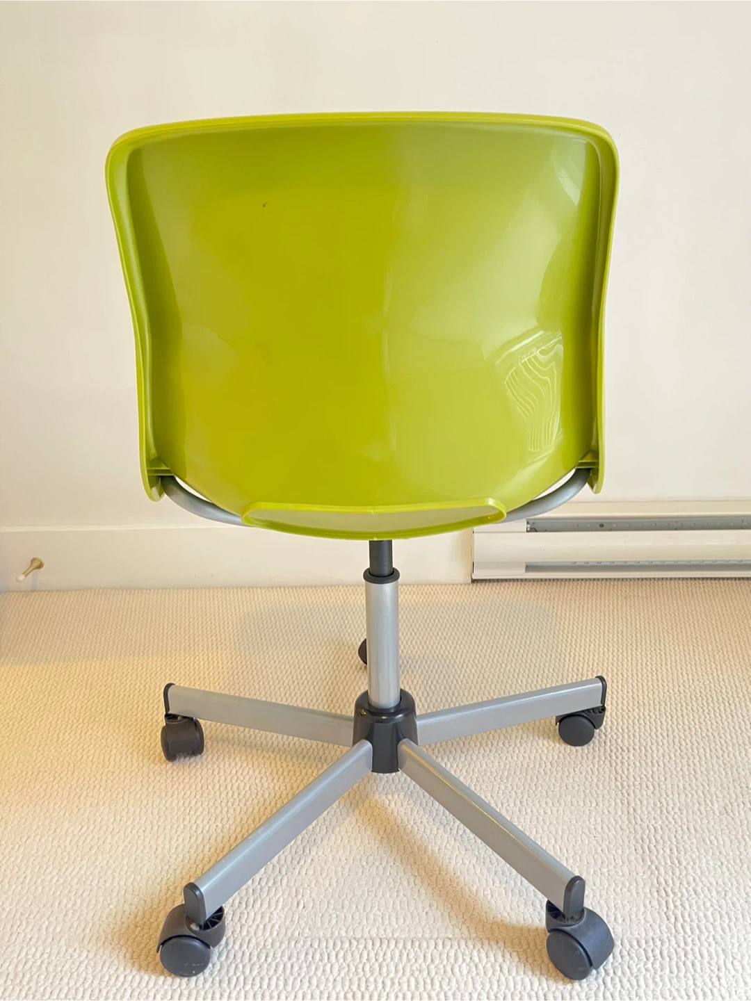 FREE Adjustable Swivel Chair (Great condition) - photo 3