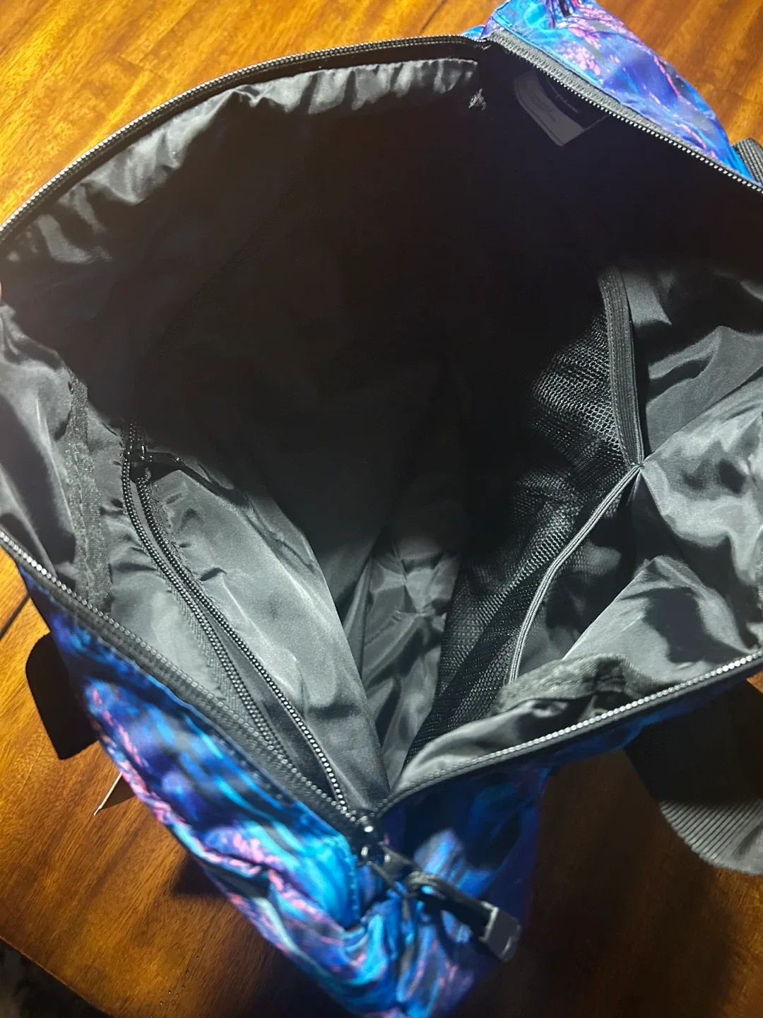 NEW! Champion Always on the Go Yoga Tote Bag image indicator(3)