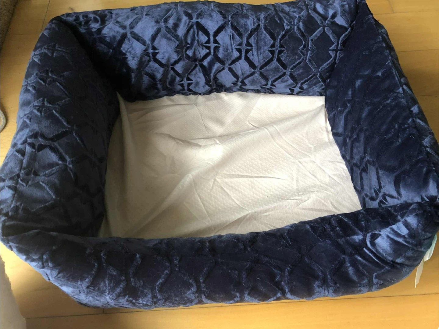 Home Suite Mink & Sherpa Pet Bed - photo 3