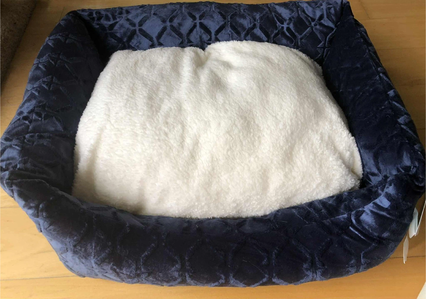 Home Suite Mink & Sherpa Pet Bed - photo 4