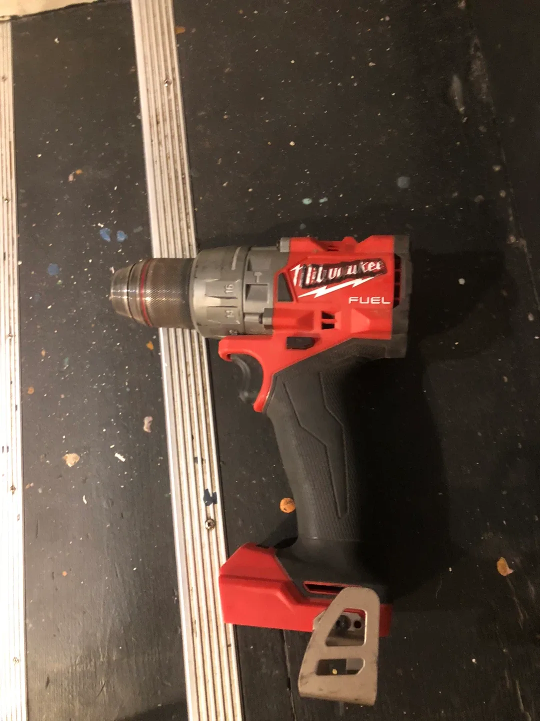 Milwaukee M18 FUEL Drill image indicator(2)