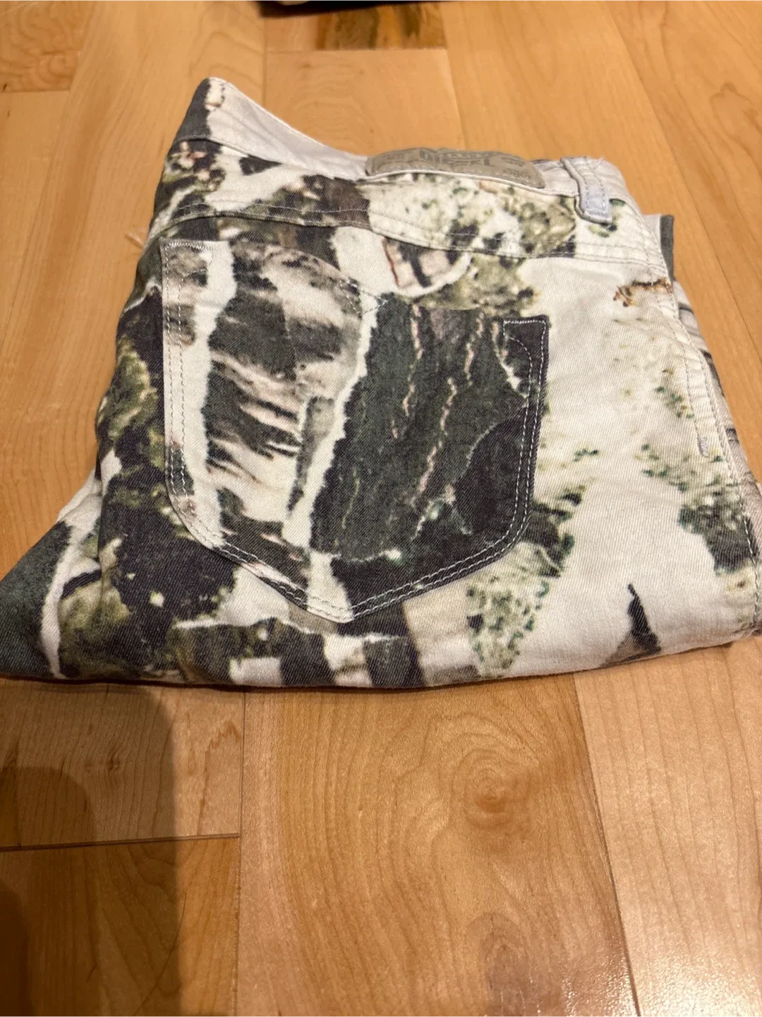 Bundle of Assorted Clothing image indicator(2)