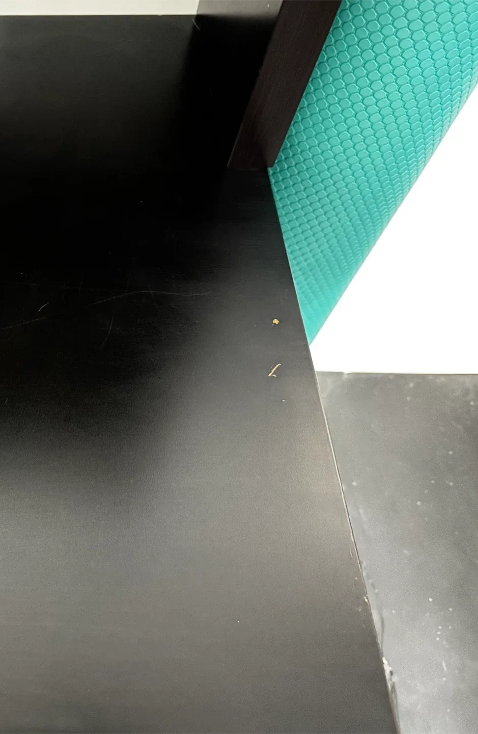 Black & White Desk image indicator(4)