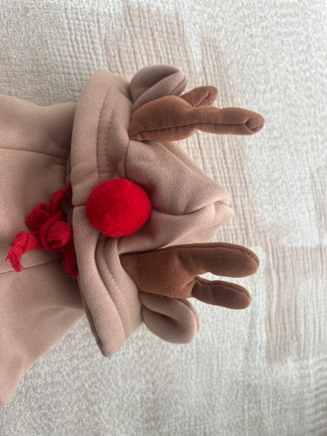 Reindeer Pet Hoodie - Adorable and Cozy! image indicator(4)