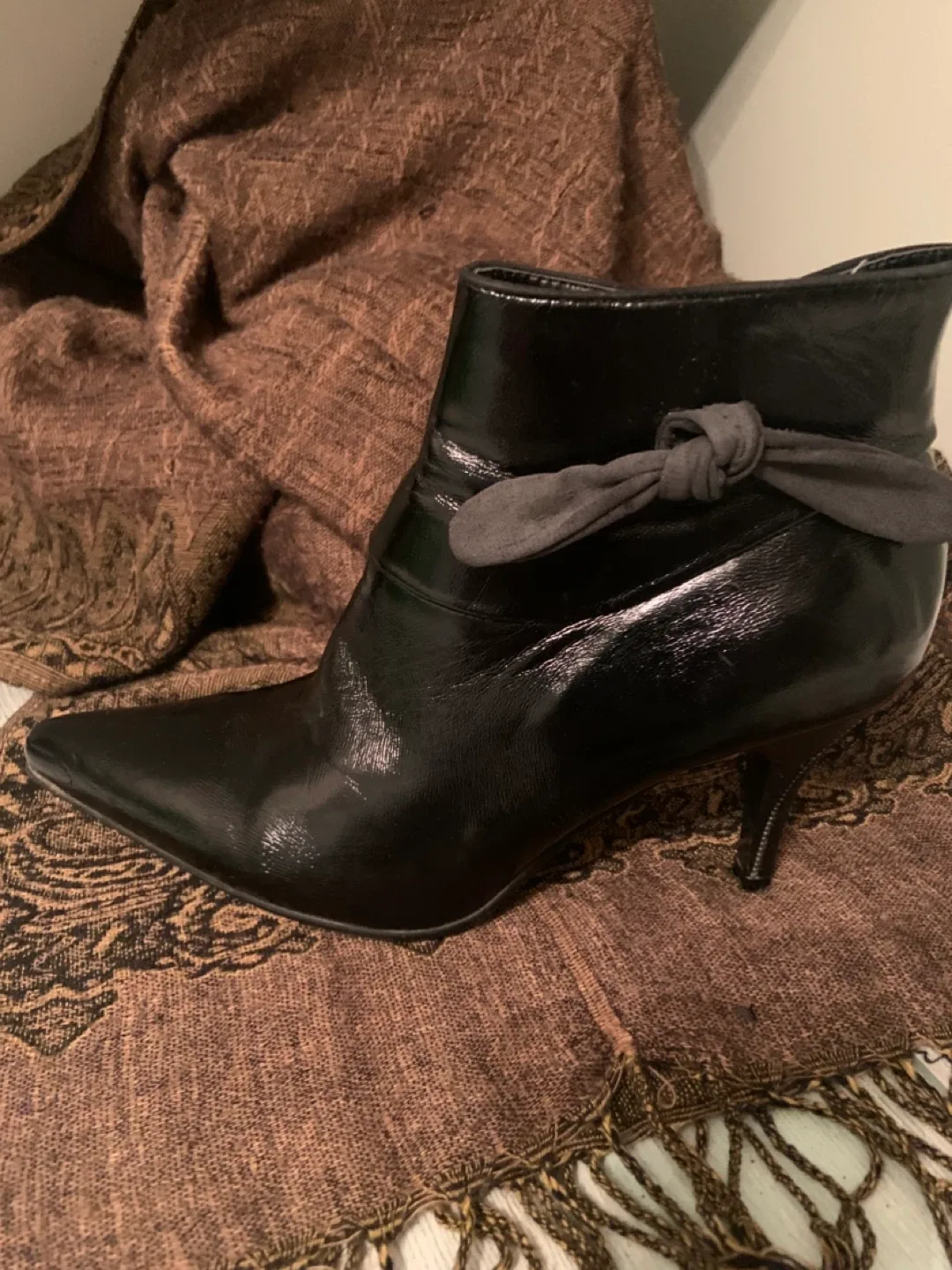 Black Patent Leather Ankle Boots with Leopard Cuff image indicator(4)
