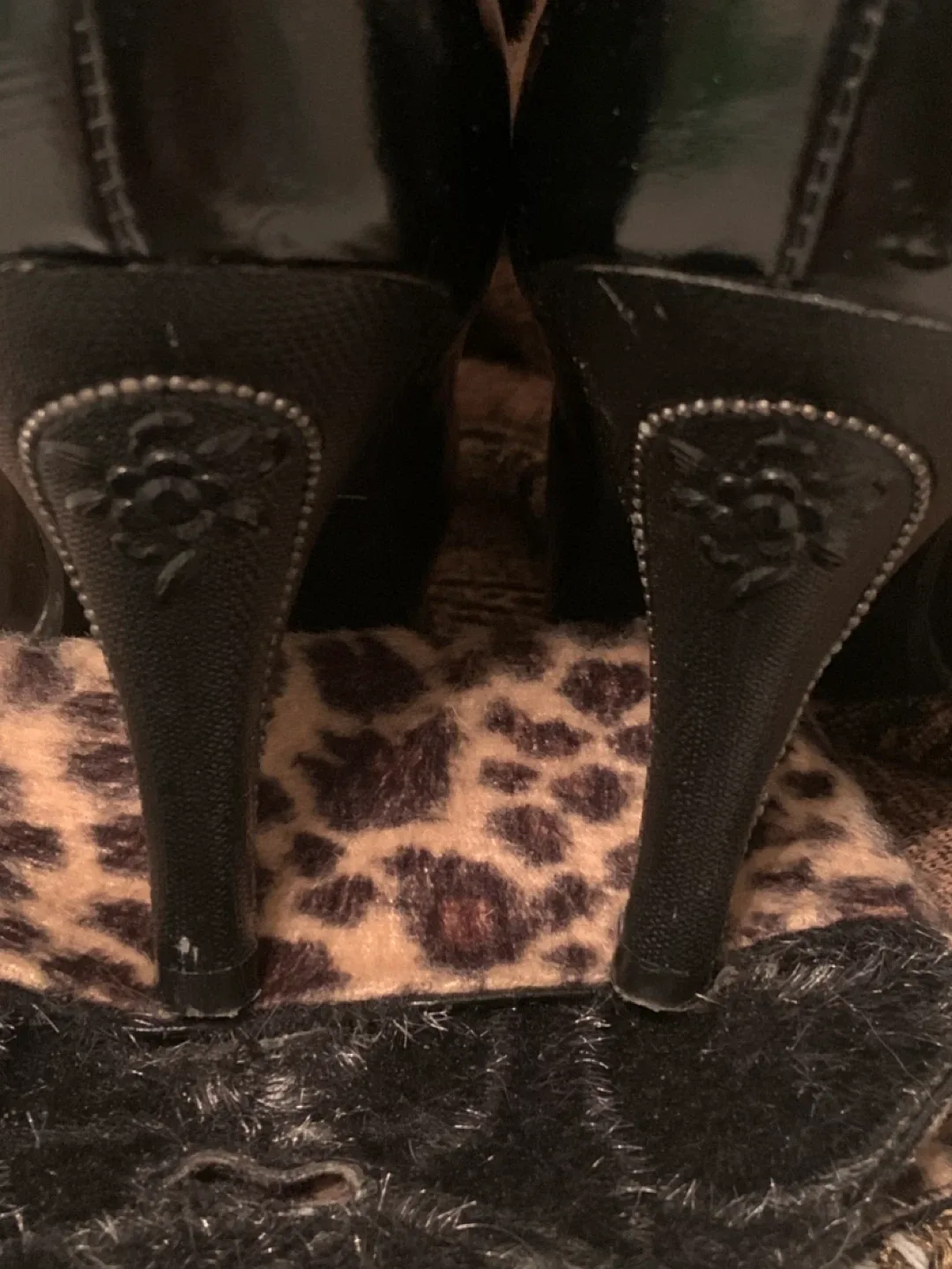 Black Patent Leather Ankle Boots with Leopard Cuff image indicator(8)