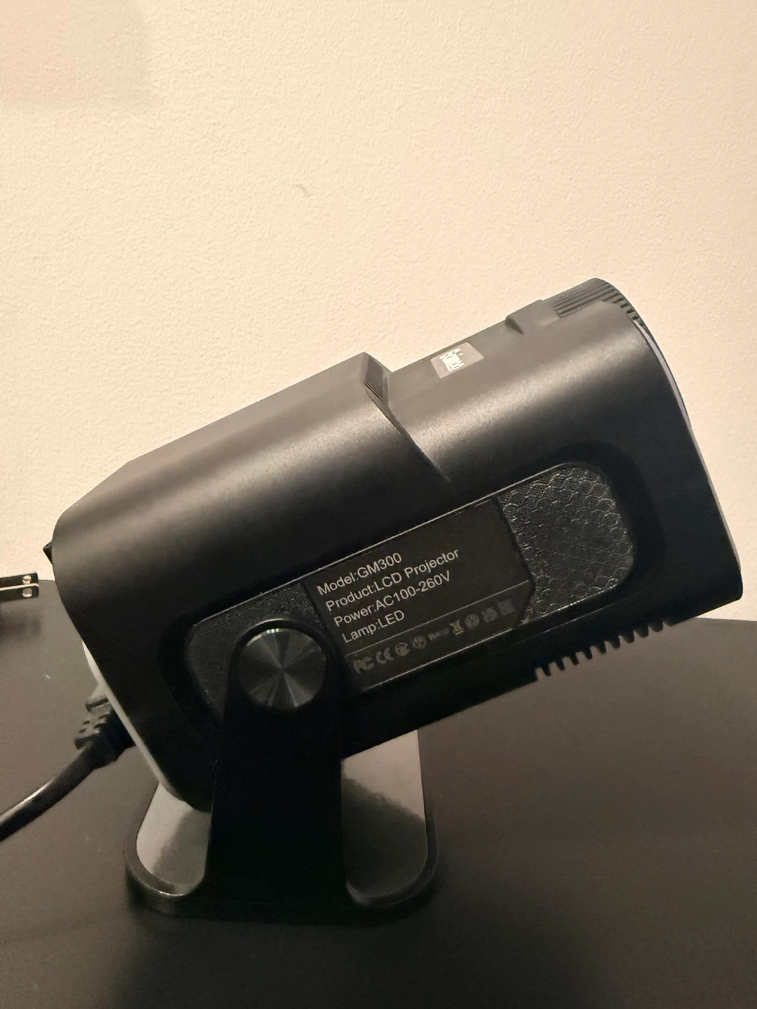 Gaimoo GM300 LCD Projector - photo 3
