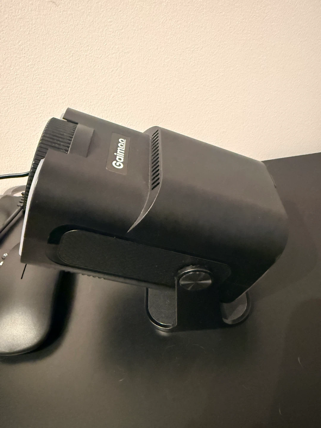 Gaimoo GM300 LCD Projector - photo 4