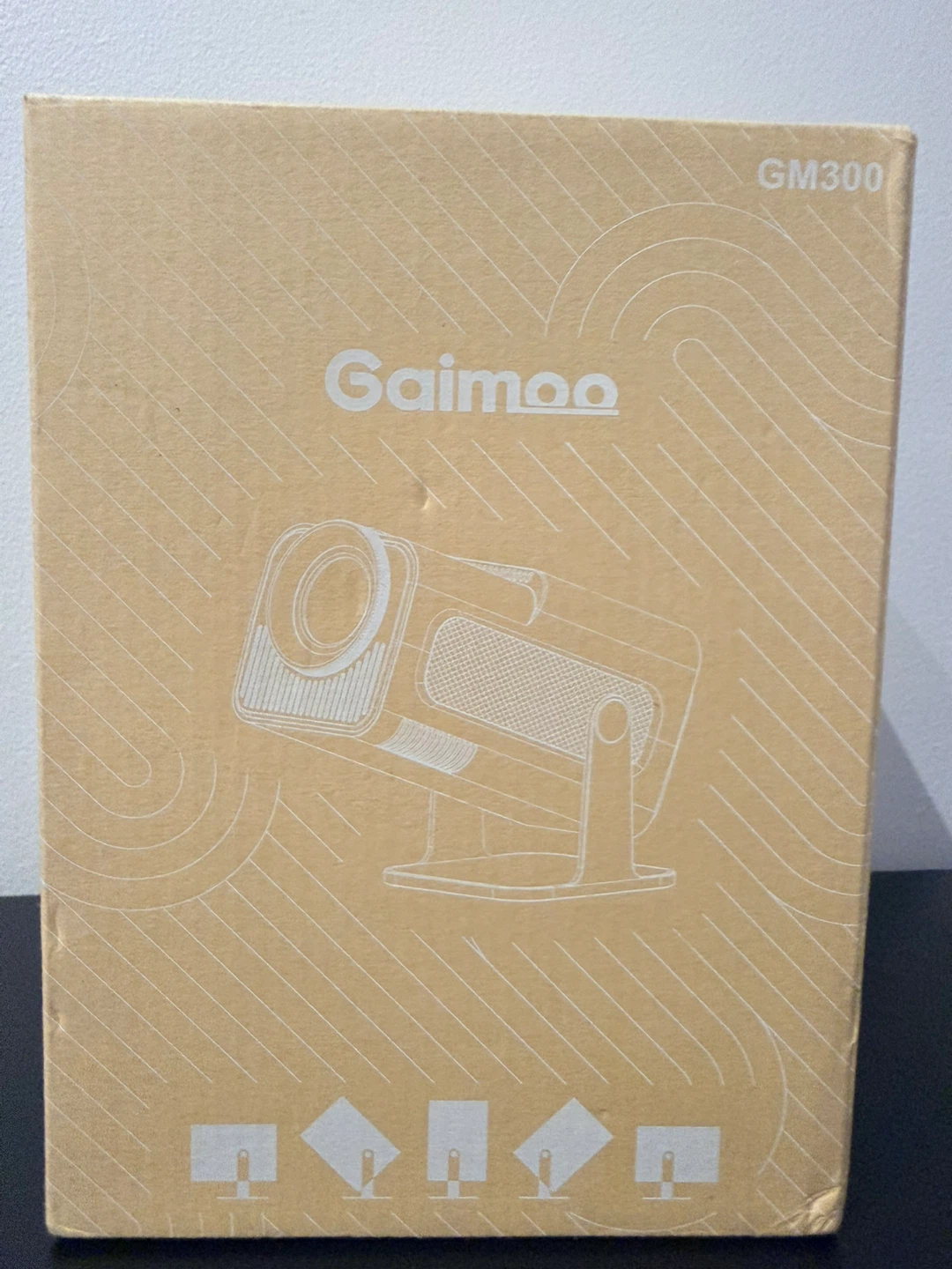 Gaimoo GM300 LCD Projector