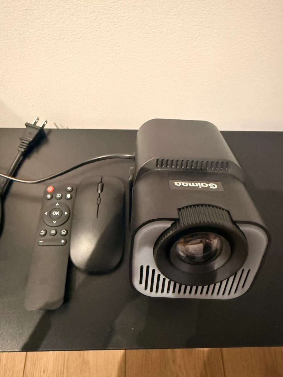 Gaimoo GM300 LCD Projector - photo 5