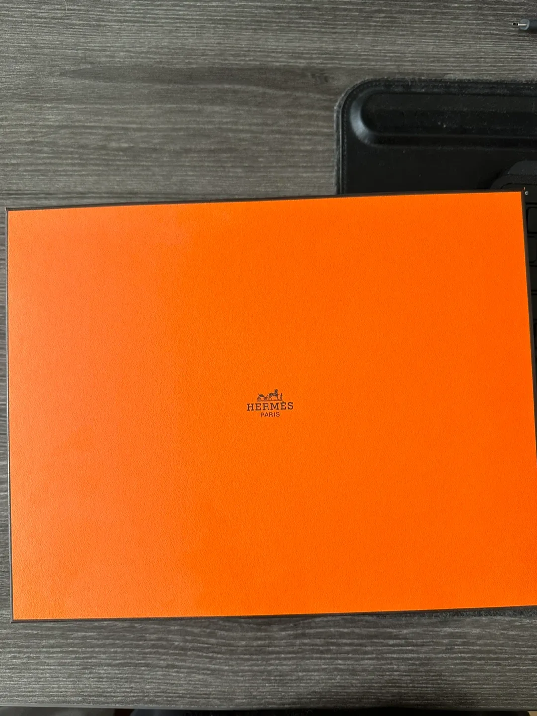Hermès Orange Box for Scarves image indicator(2)
